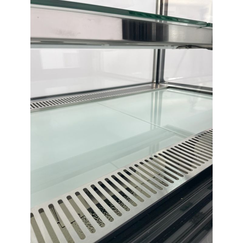 Vitrina Pastelera Refrigerada 120 cm Cristal Recto Negro Unifrost HGP120BK – 316 Litros - Imagen 6